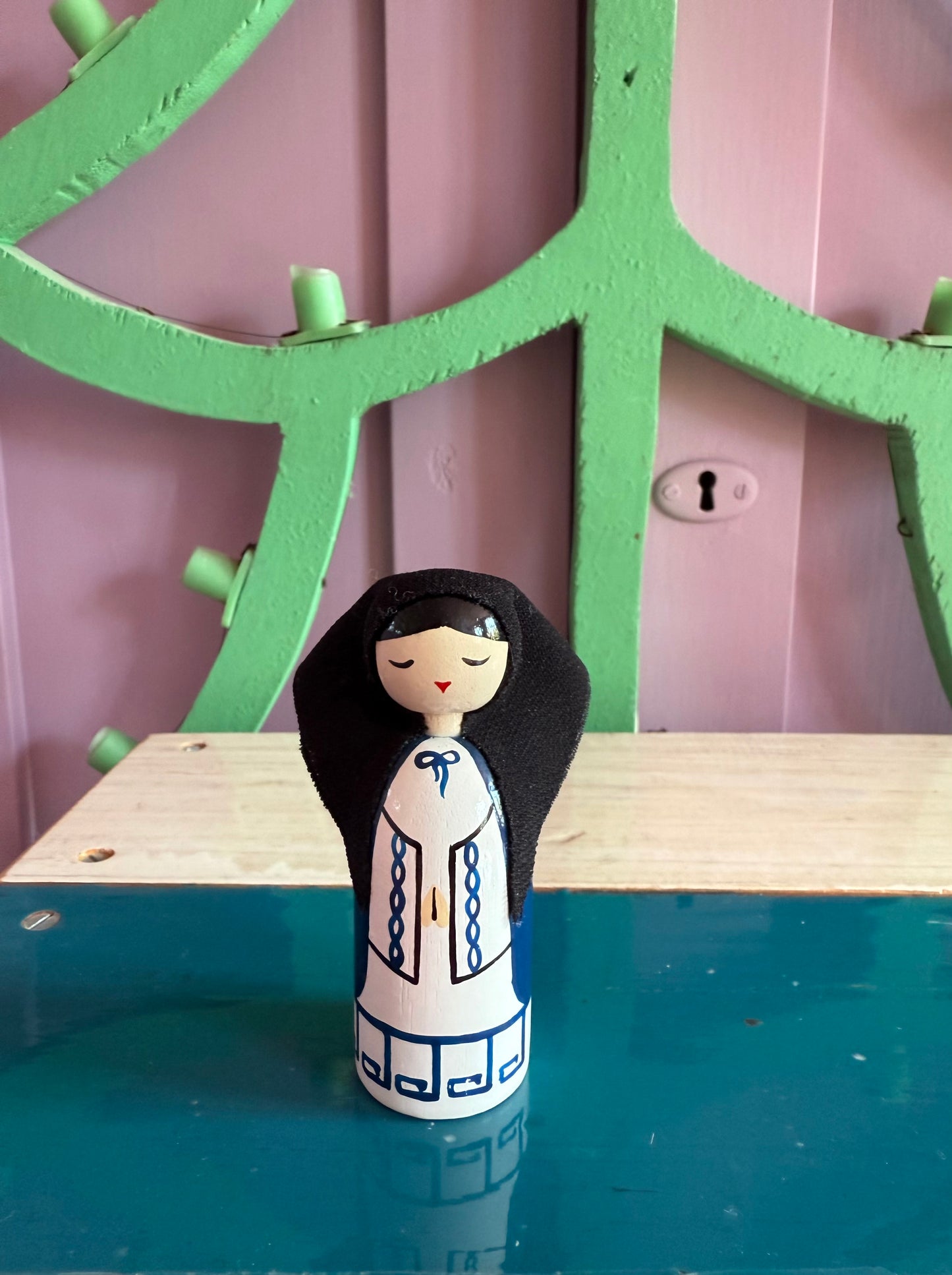 HANDPAINTED NATIVITY SET