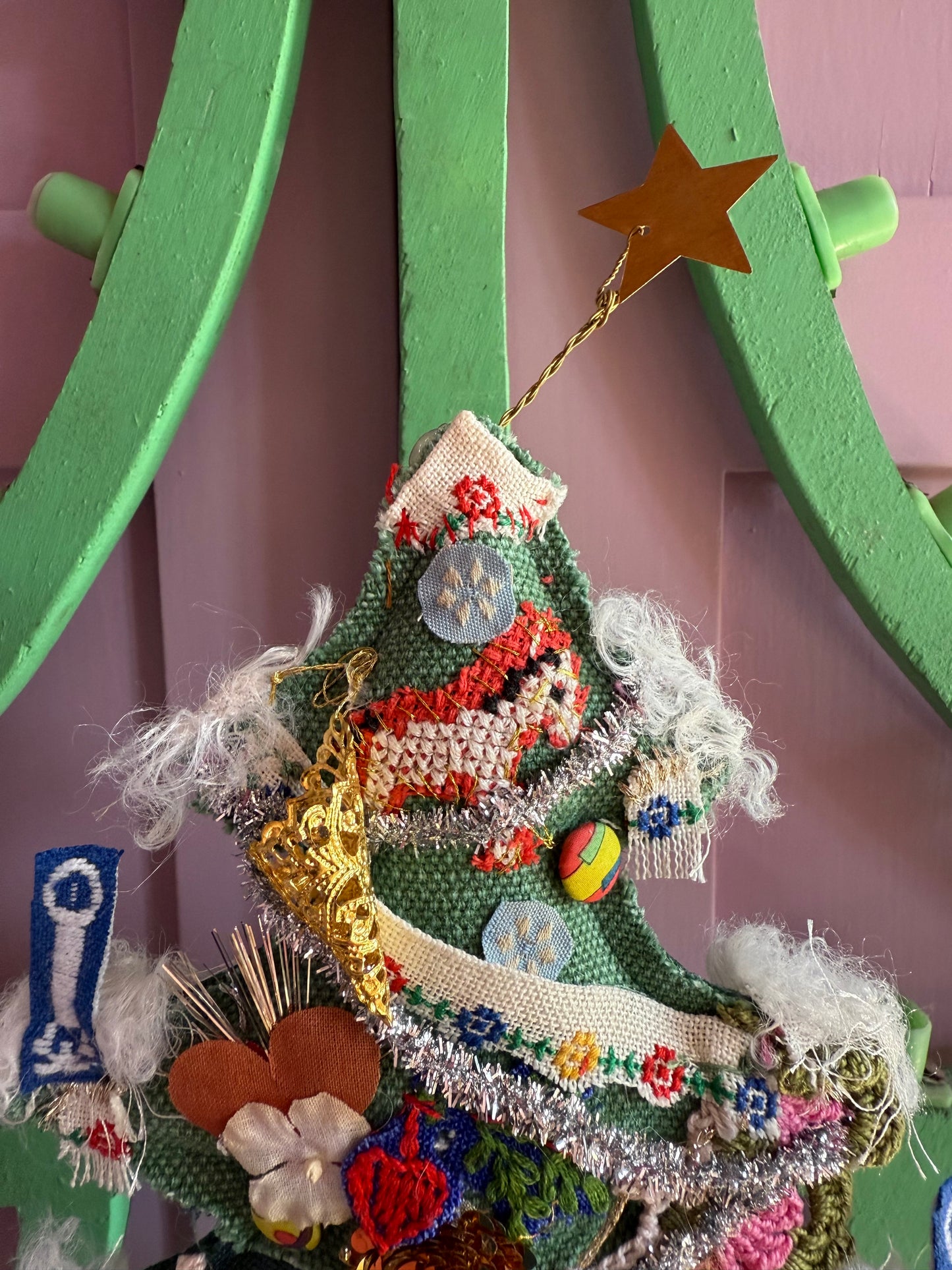 CHRISTMAS TREE NR. 3 - CRÈME de la CRÈME à la HELLE