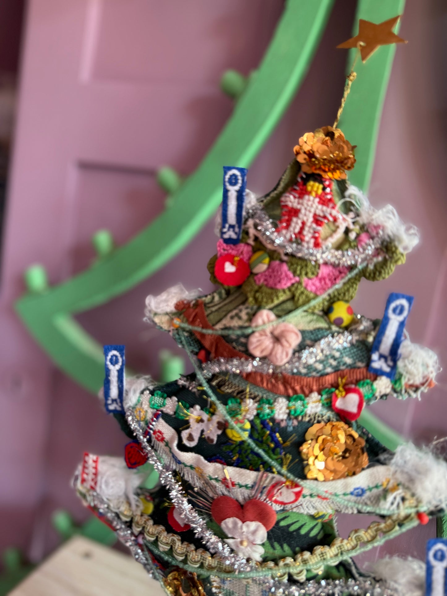 CHRISTMAS TREE NR. 6 - CRÈME de la CRÈME à la HELLE