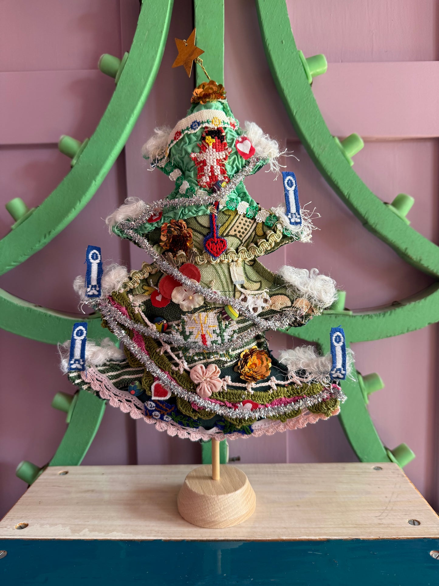 CHRISTMAS TREE NR. 2 - CRÈME de la CRÈME à la HELLE