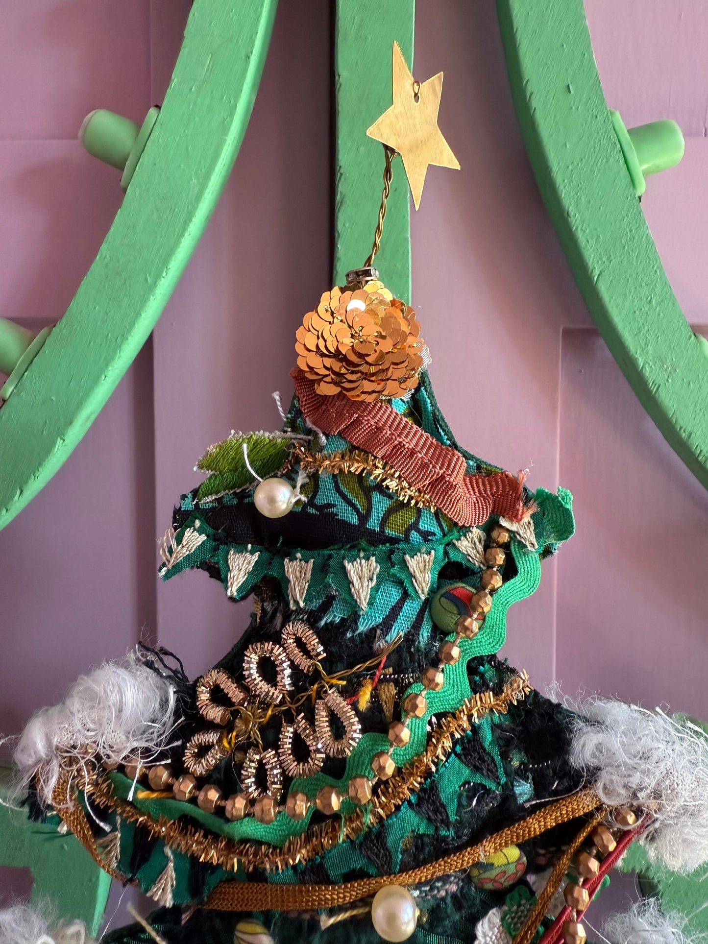 CHRISTMAS TREE NR. 1 - CRÈME de la CRÈME à la HELLE