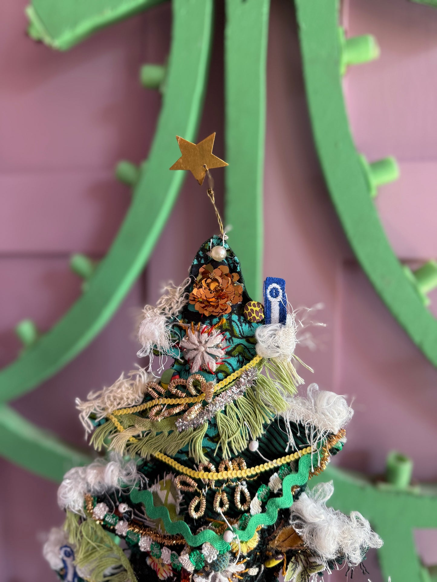 CHRISTMAS TREE NR. 4 - CRÈME de la CRÈME à la HELLE