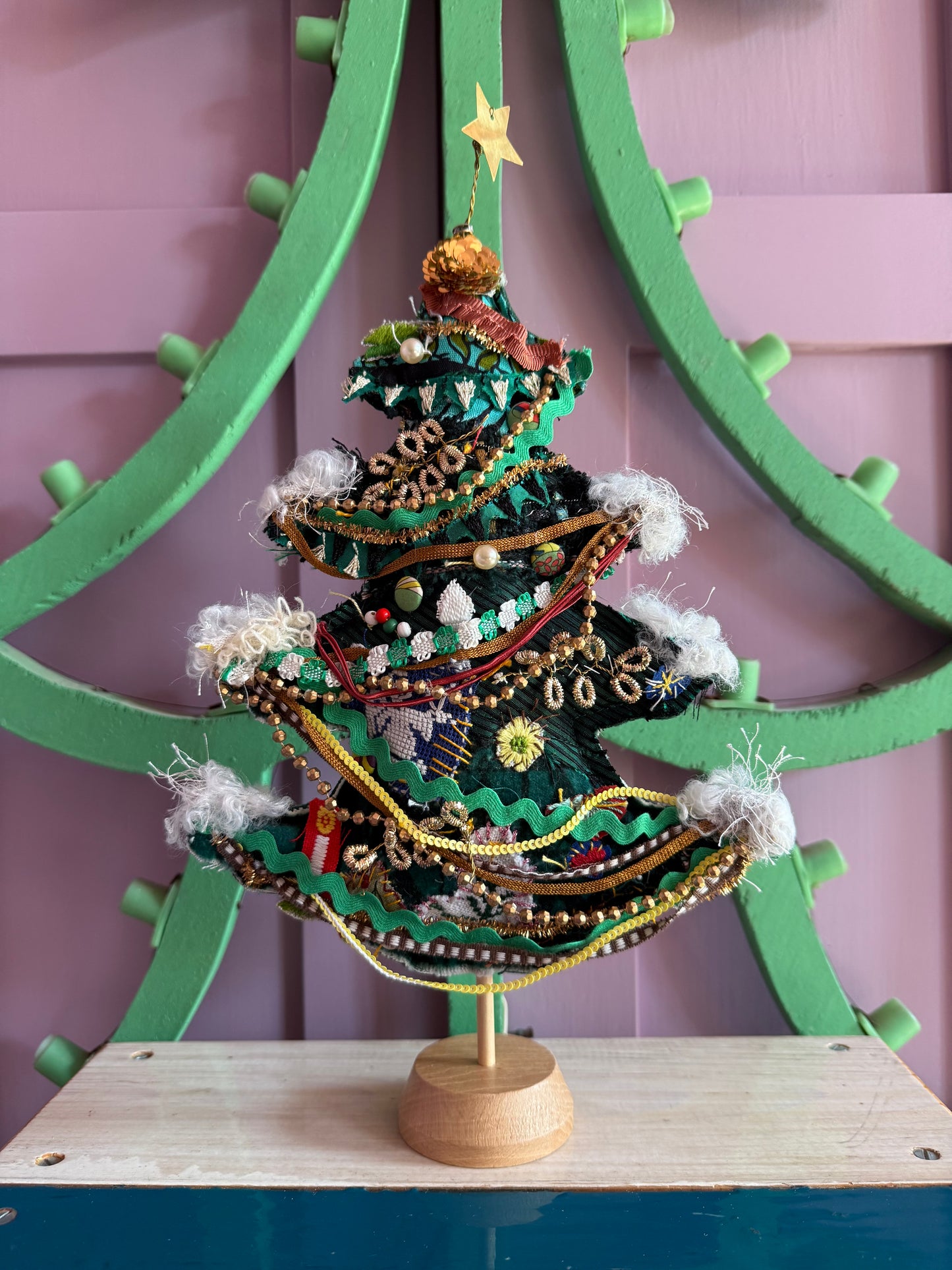CHRISTMAS TREE NR. 1 - CRÈME de la CRÈME à la HELLE