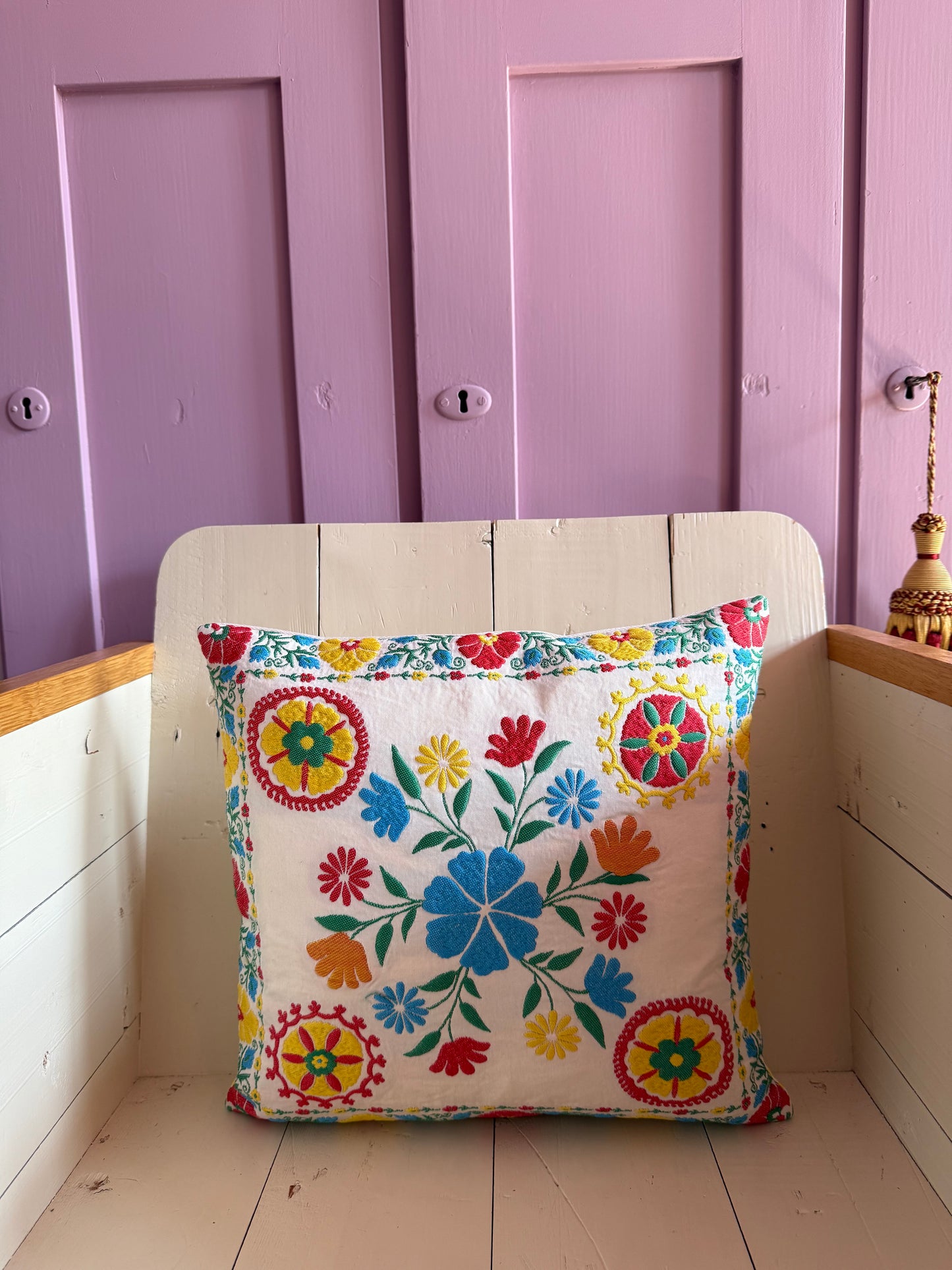 LE PETIT PILLOW NR. 2 - CRÈME de la CRÈME à la HELLE