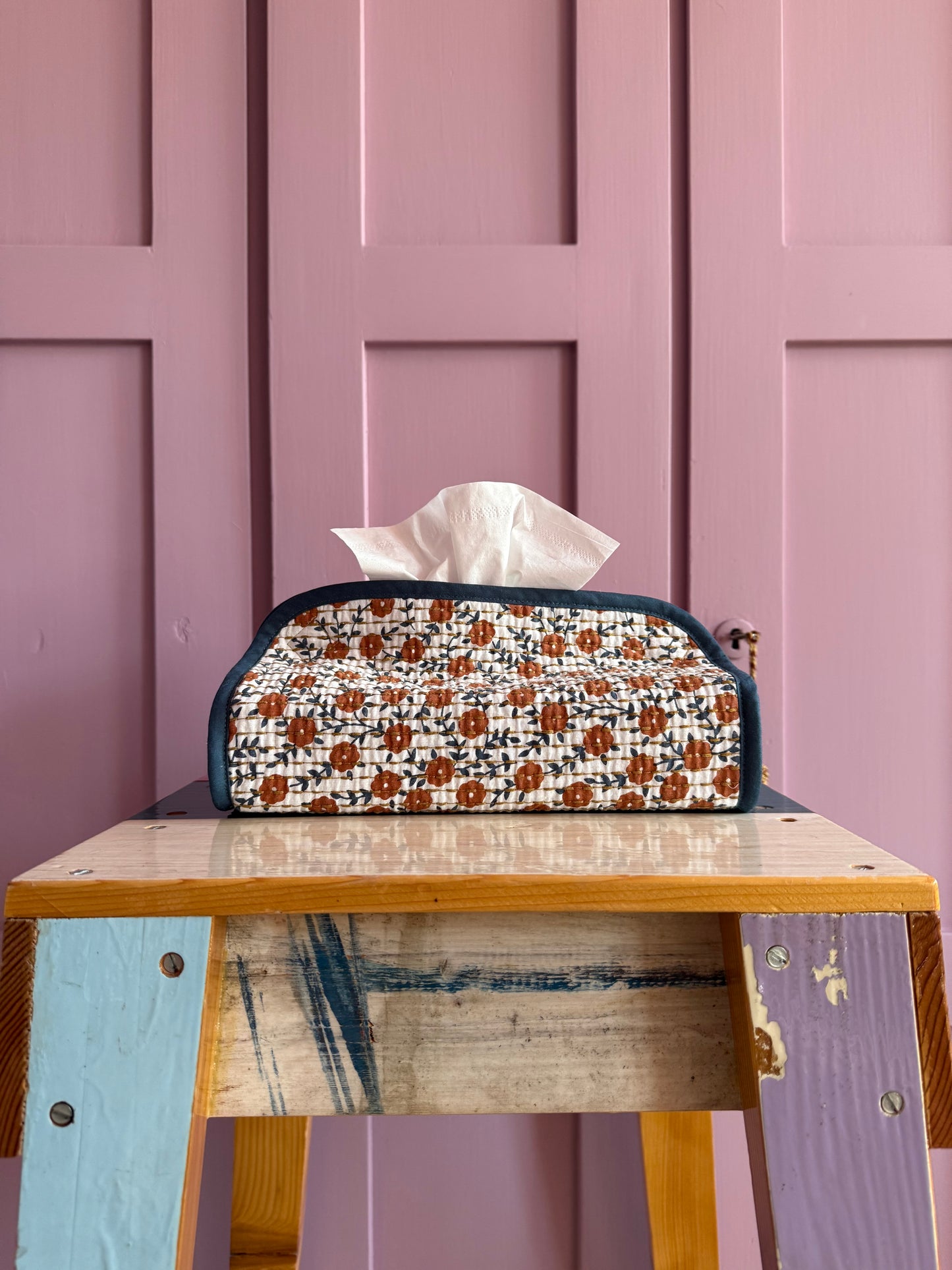 TISSUE BOX HOLDER - CRÈME de la CRÈME à la HELLE