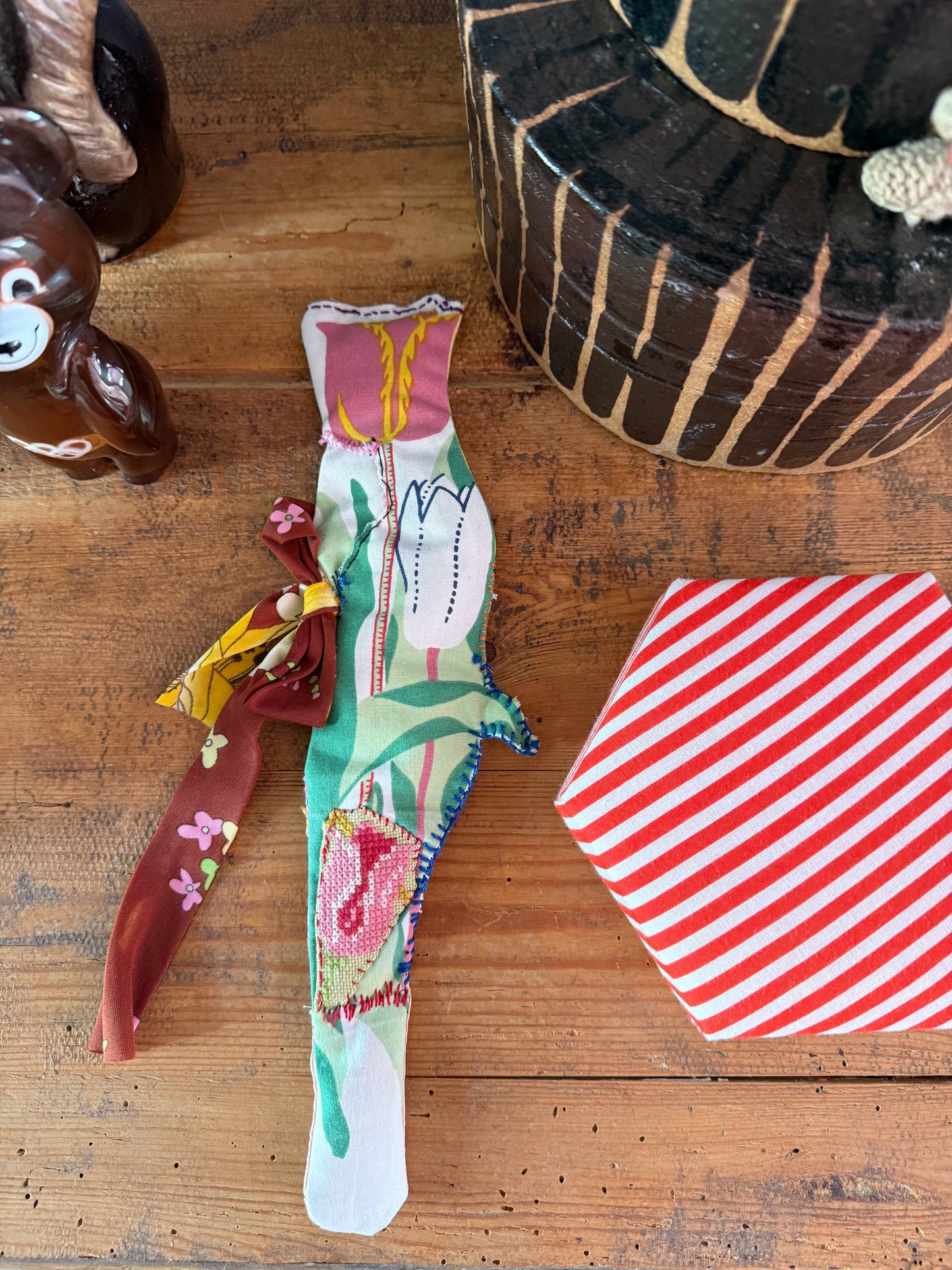 PRESSED FLOWER NO. 10 - CRÈME de la CRÈME à la HELLE