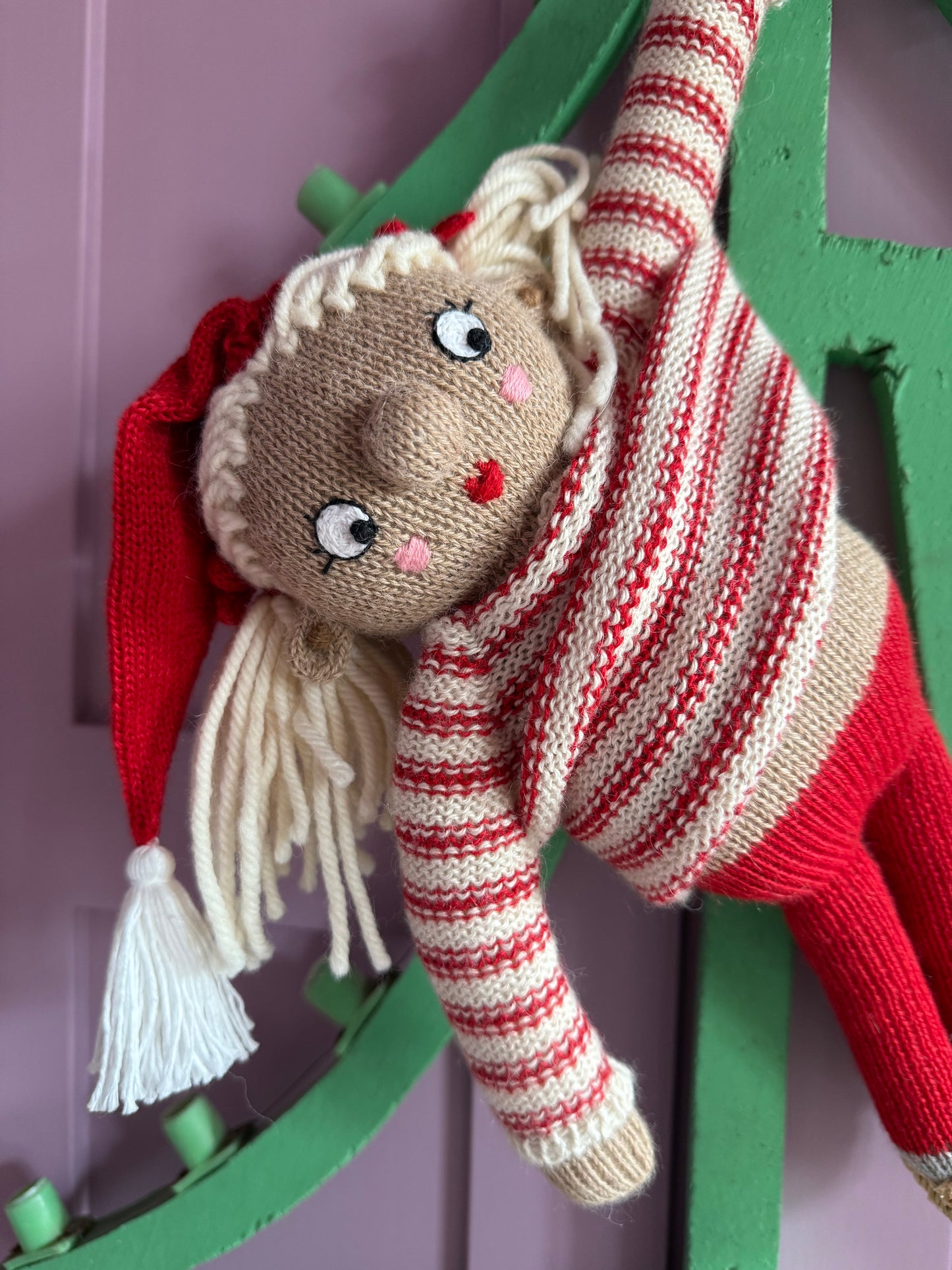 SOFIE THE ELF - CRÈME de la CRÈME à la HELLE