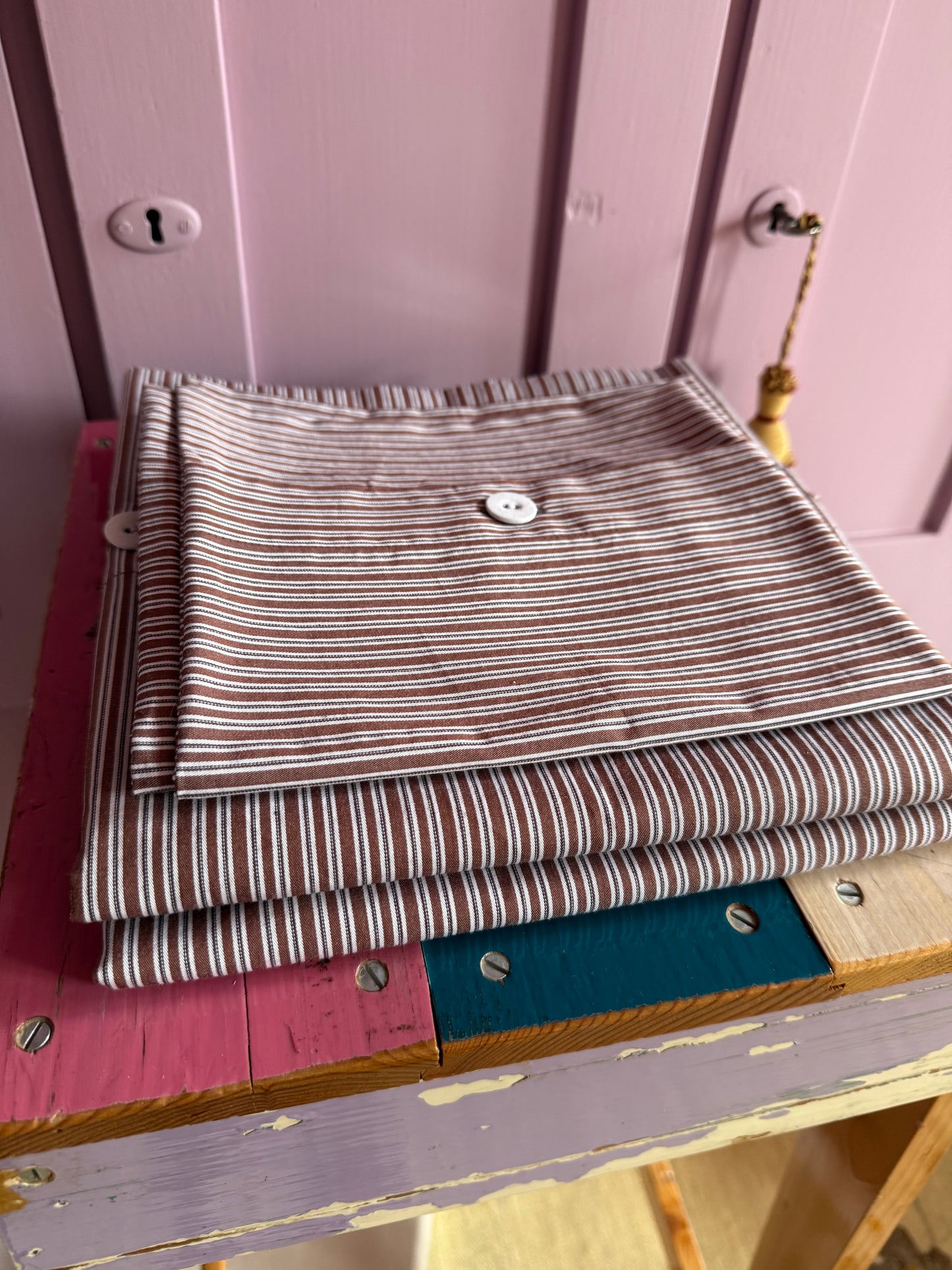 BABY DUVET COVER AND PILLOWCASE - CRÈME de la CRÈME à la HELLE