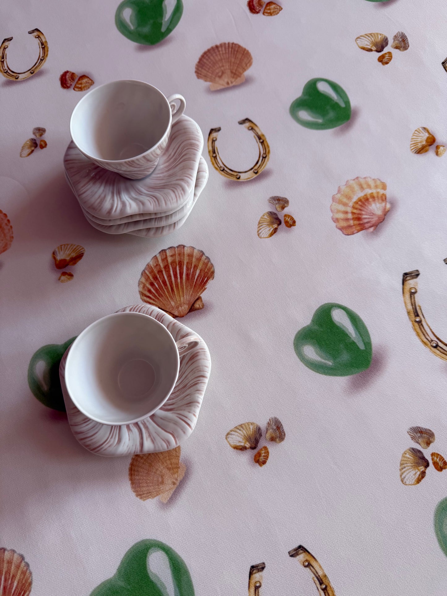 LUCKY TABLE CLOTH