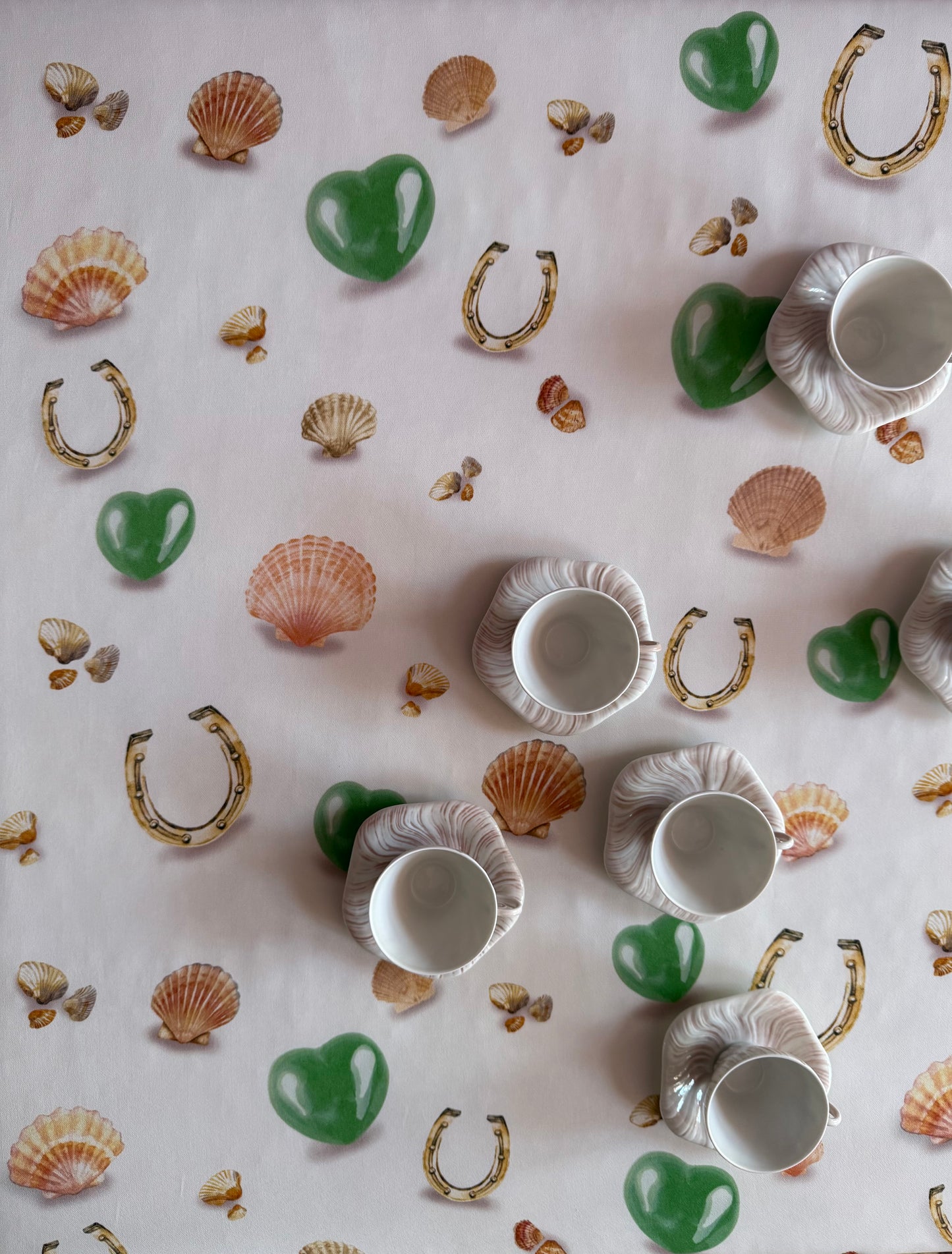 LUCKY TABLE CLOTH