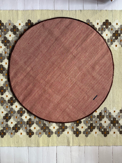 CHRISTMAS TREE SKIRT - CRÈME de la CRÈME à la HELLE