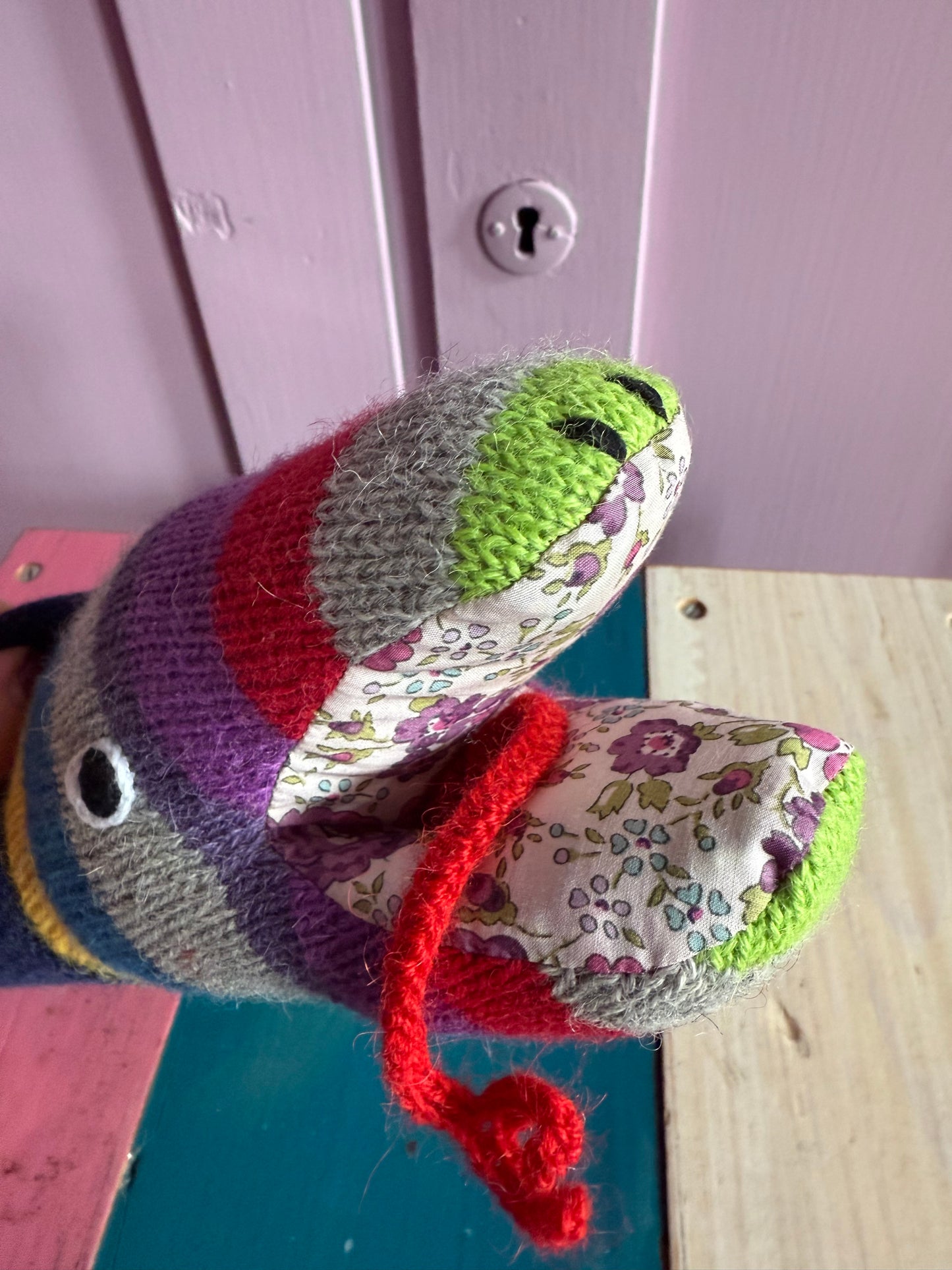 THE SNAKE - CRÈME de la CRÈME à la HELLE