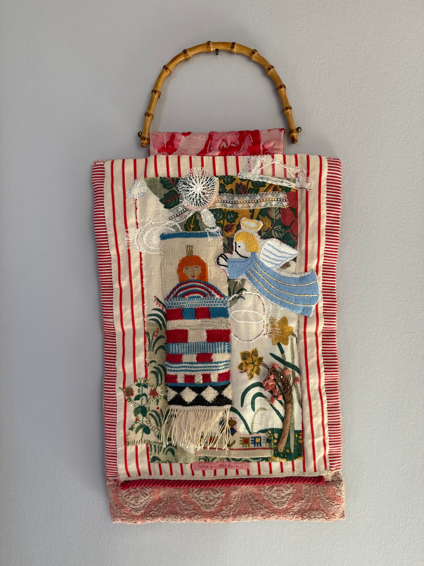 TAPESTRY 'THE PRINCESS AND THE PEA' - CRÈME de la CRÈME à la HELLE