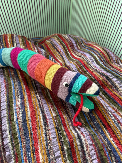 THE SNAKE - CRÈME de la CRÈME à la HELLE