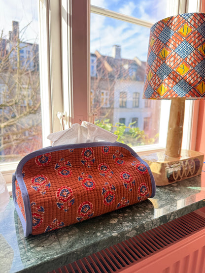 TISSUE BOX HOLDER - CRÈME de la CRÈME à la HELLE