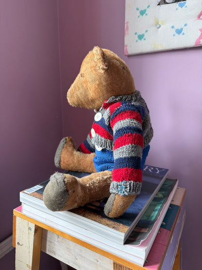 THE OLD BEAR FROM THE WOODS - TEDDY BEAR