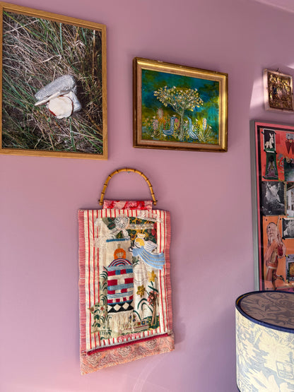 TAPESTRY 'THE PRINCESS AND THE PEA' - CRÈME de la CRÈME à la HELLE