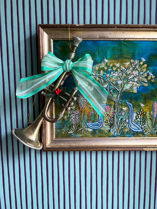 CHRISTMAS TRUMPET