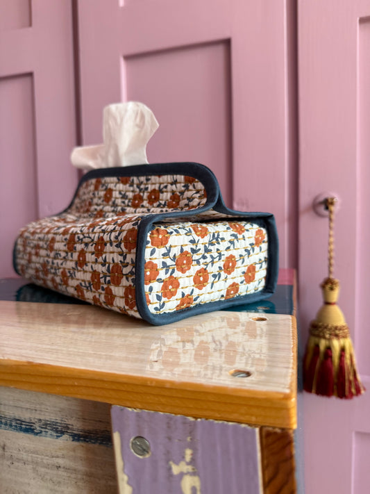 TISSUE BOX HOLDER - CRÈME de la CRÈME à la HELLE