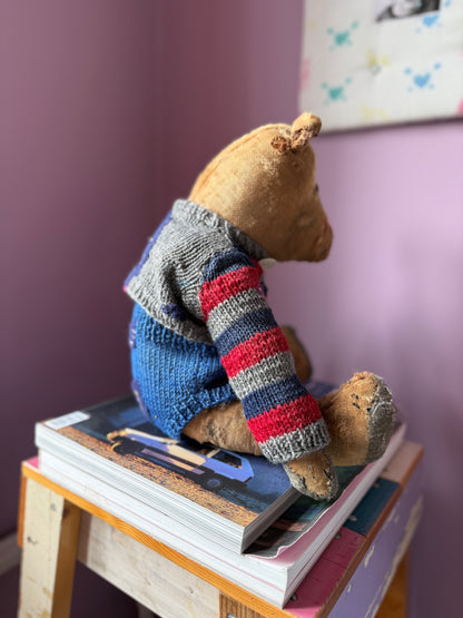 THE OLD BEAR FROM THE WOODS - TEDDY BEAR