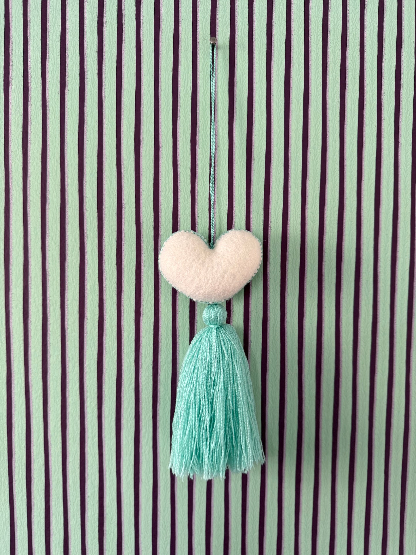 EMBROIDED EASTER HEART NR. 2