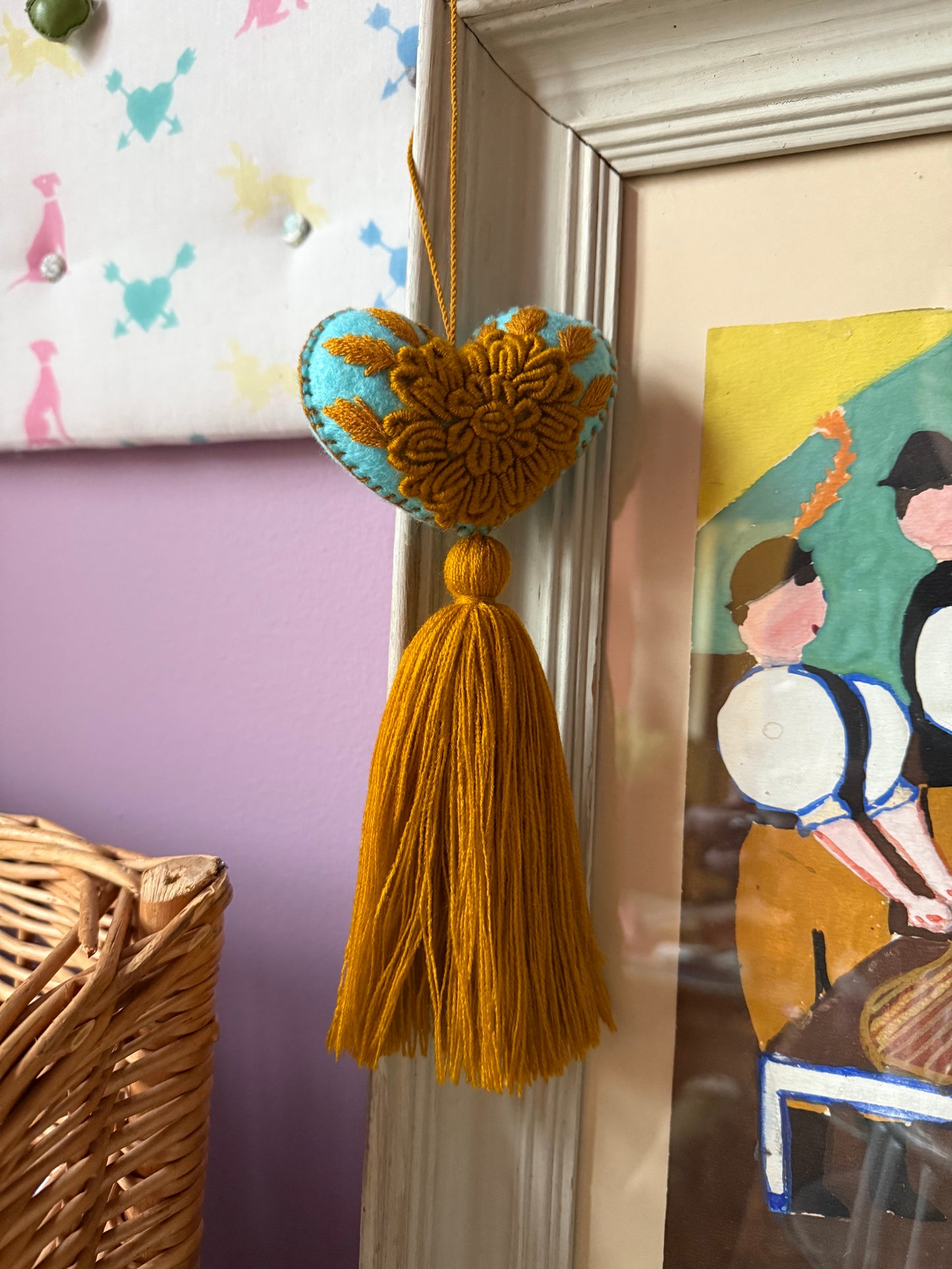 EMBROIDED EASTER HEART NR. 3