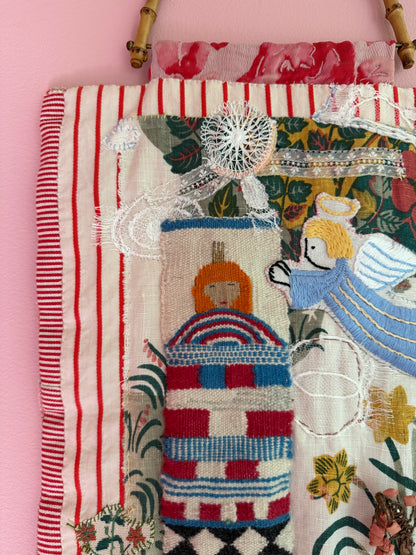 TAPESTRY 'THE PRINCESS AND THE PEA' - CRÈME de la CRÈME à la HELLE