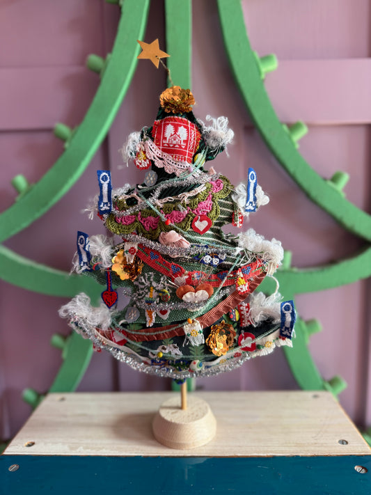 CHRISTMAS TREE NR. 8 - CRÈME de la CRÈME à la HELLE