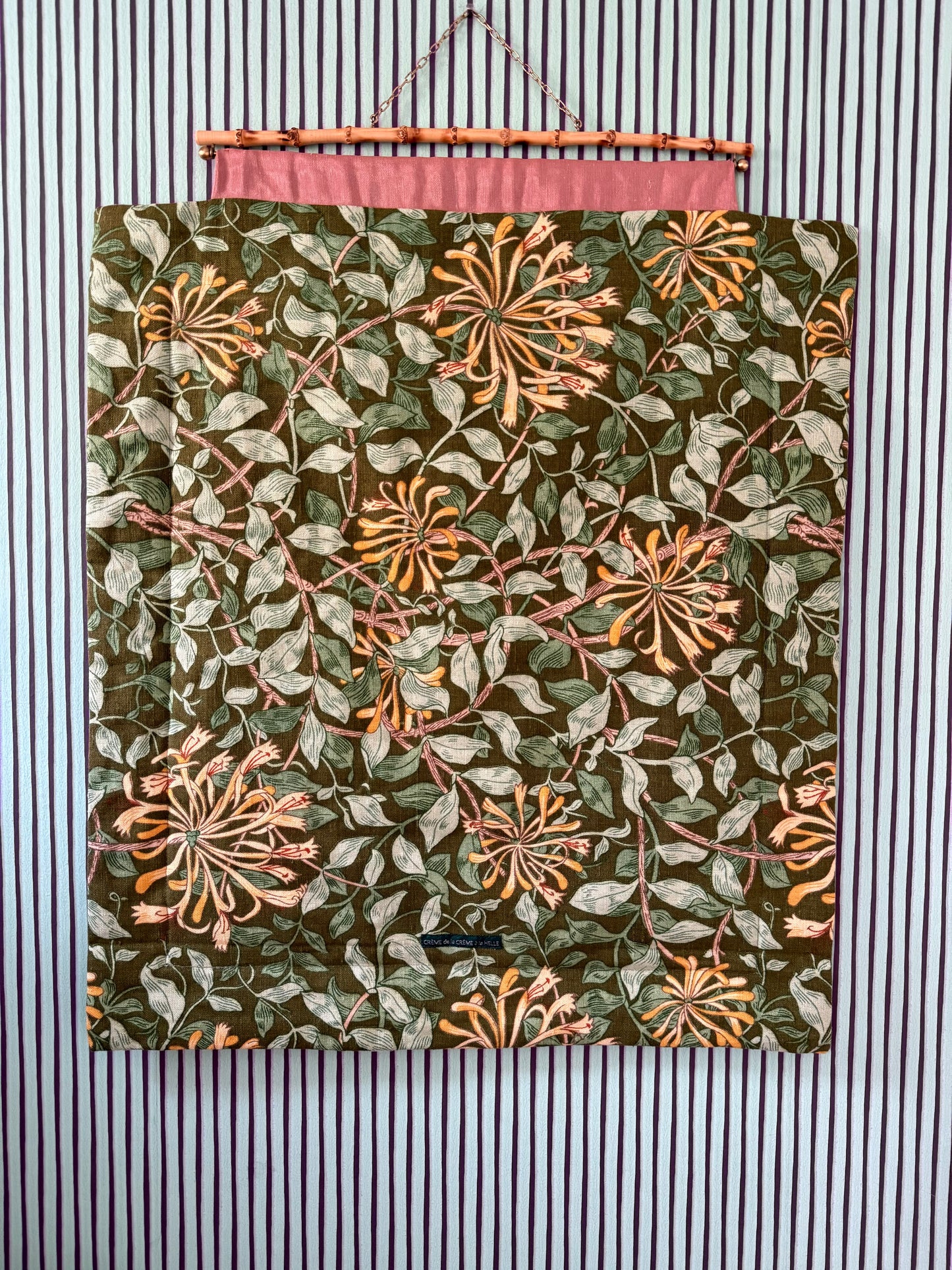 TAPESTRY 'UNDER THE TREE' - CRÈME de la CRÈME à la HELLE