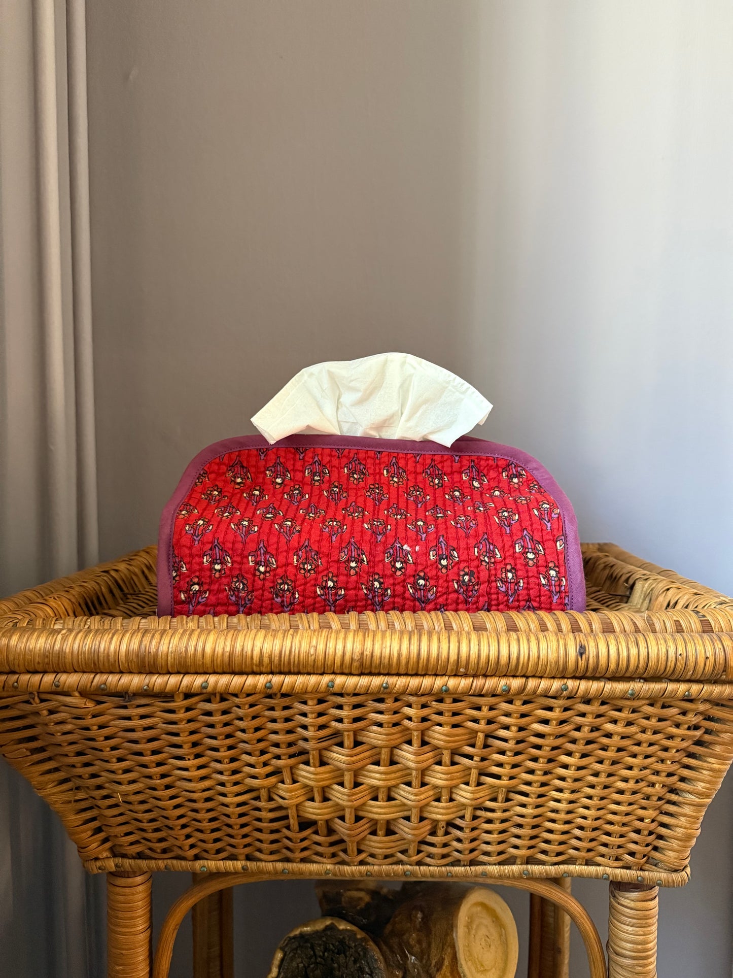 TISSUE BOX HOLDER - CRÈME de la CRÈME à la HELLE