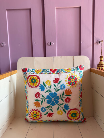 LE PETIT PILLOW NR. 2 - CRÈME de la CRÈME à la HELLE