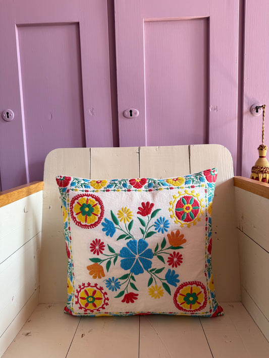 LE PETIT PILLOW NR. 2 - CRÈME de la CRÈME à la HELLE