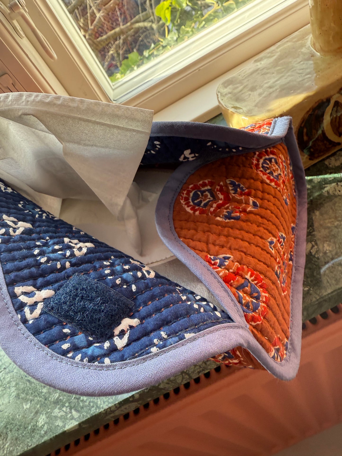 TISSUE BOX HOLDER - CRÈME de la CRÈME à la HELLE