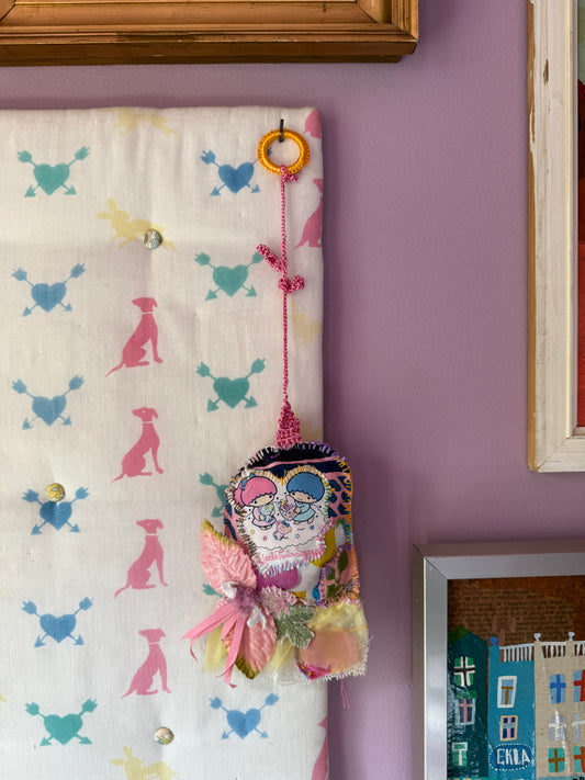 WALL DECORATION LITTLE TWIN STARS NO. 13 - CRÈME de la CRÈME à la HELLE