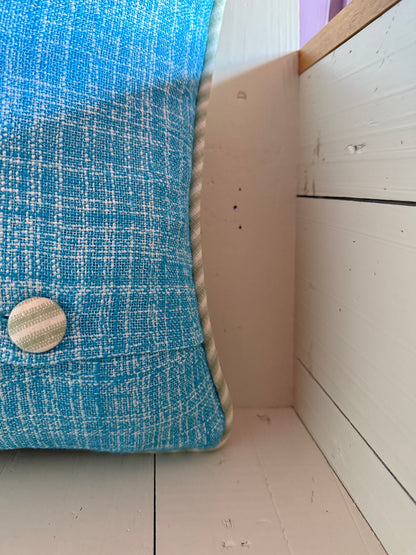 LE PETIT PILLOW NR. 1 - CRÈME de la CRÈME à la HELLE