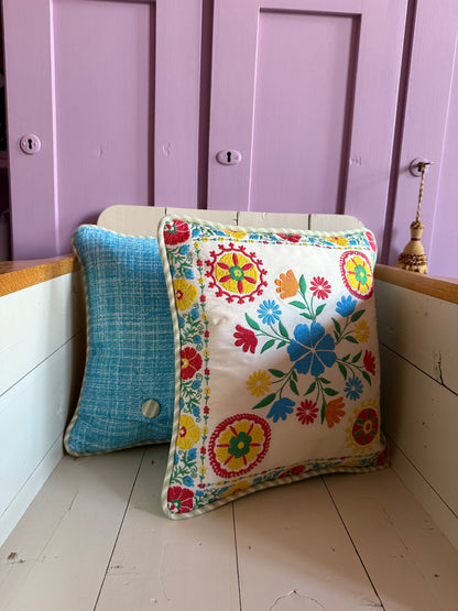 LE PETIT PILLOW NR. 1 - CRÈME de la CRÈME à la HELLE