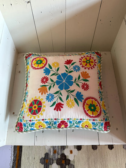 LE PETIT PILLOW NR. 1 - CRÈME de la CRÈME à la HELLE