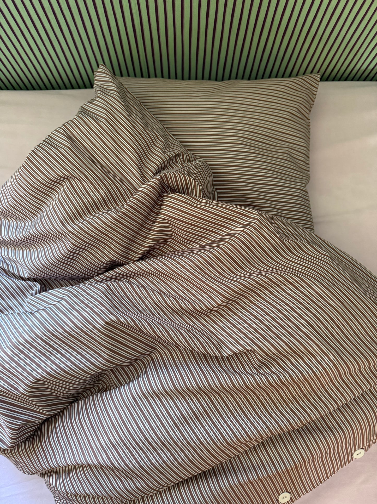 BABY DUVET COVER AND PILLOWCASE - CRÈME de la CRÈME à la HELLE