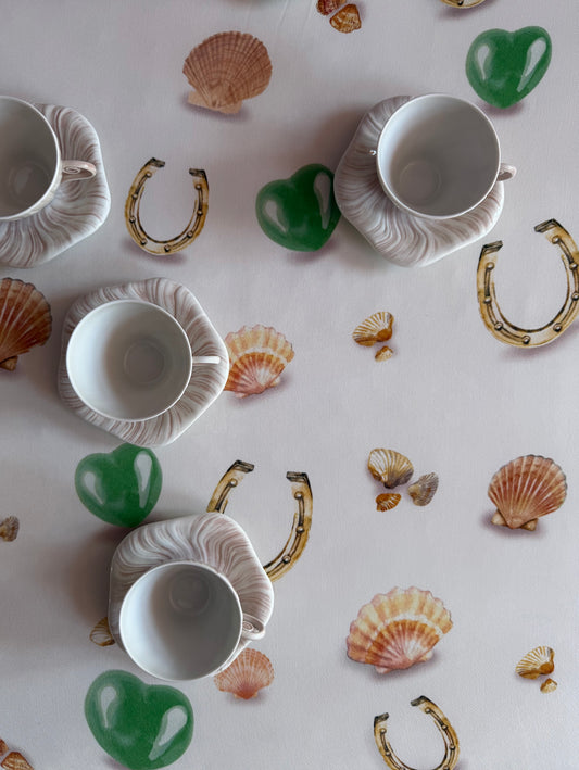 LUCKY TABLE CLOTH